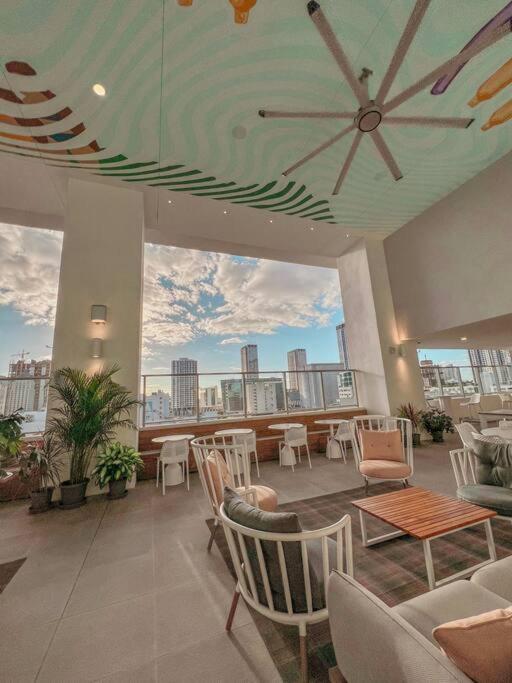 Miami High Town View 1610 Apartment ภายนอก รูปภาพ